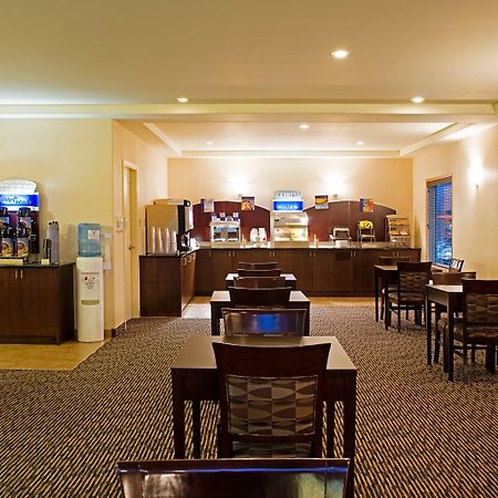 Holiday Inn Express & Suites-Regina-South By Ihg Exteriör bild