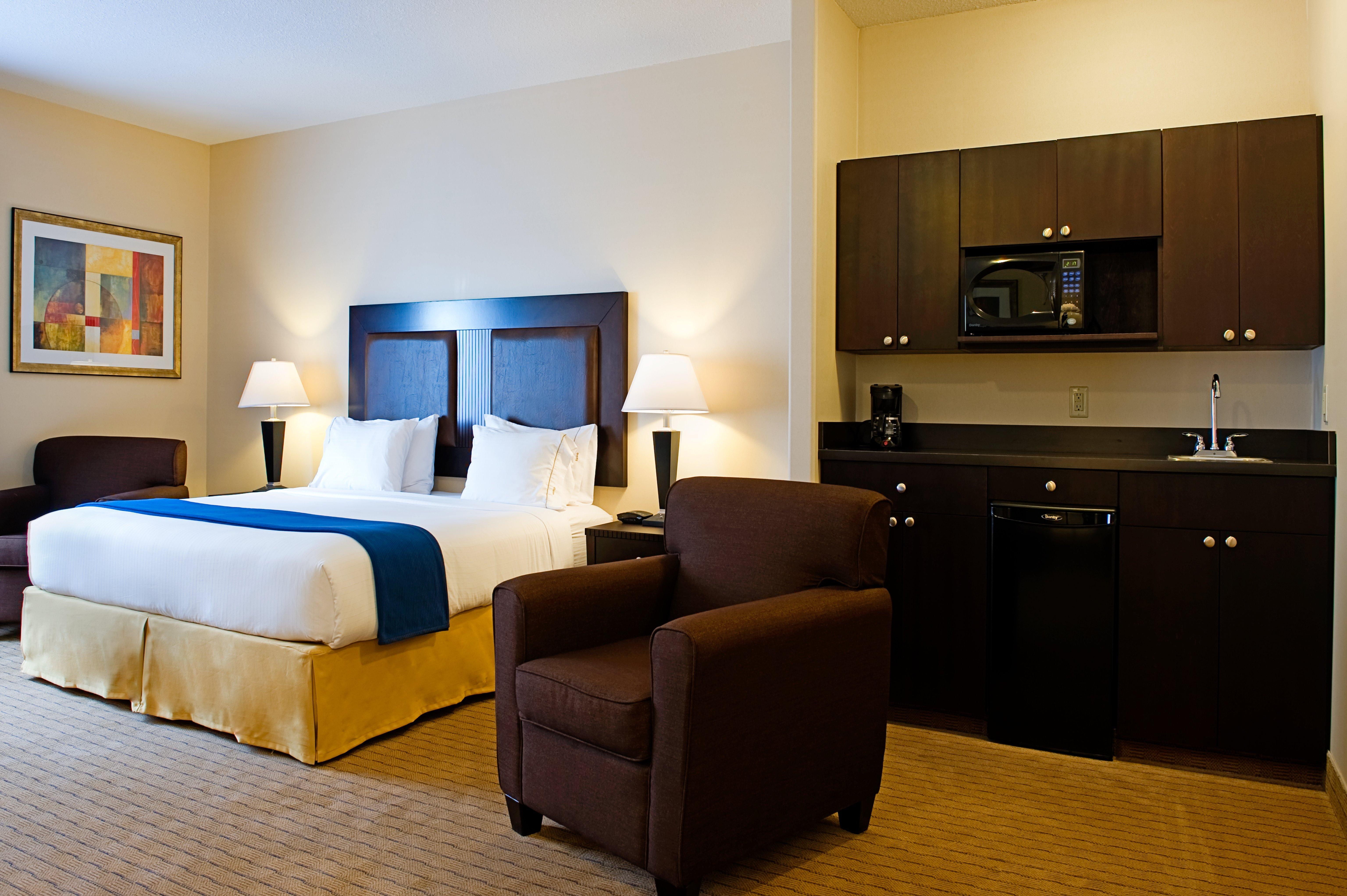 Holiday Inn Express & Suites-Regina-South, An Ihg Hotel Exteriör bild